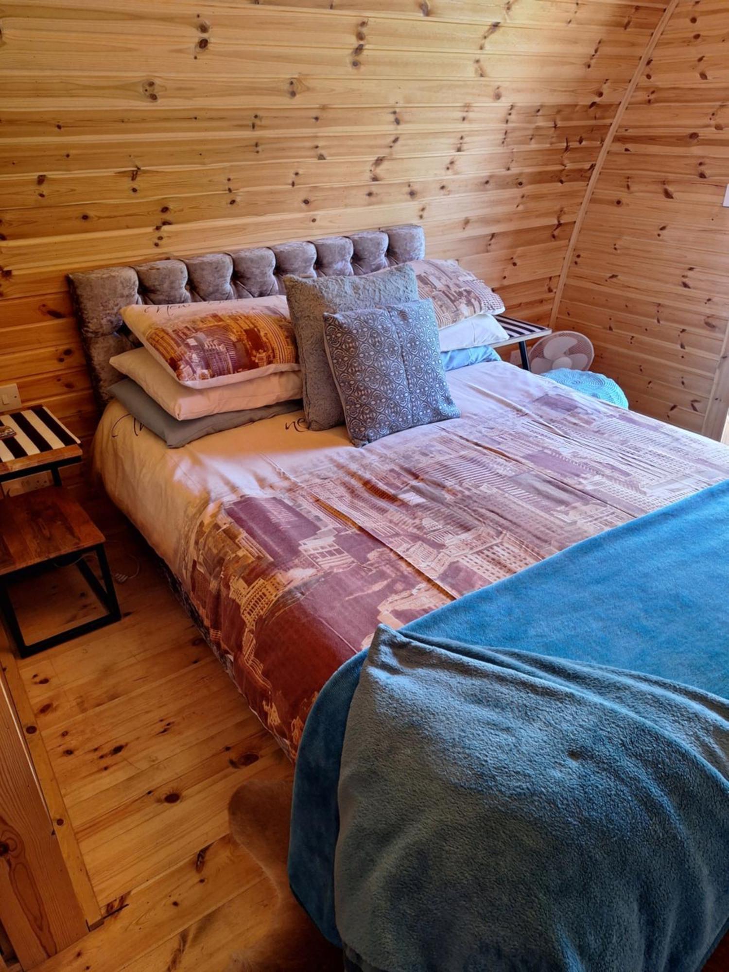 Log Cabin เคลส์ ภายนอก รูปภาพ