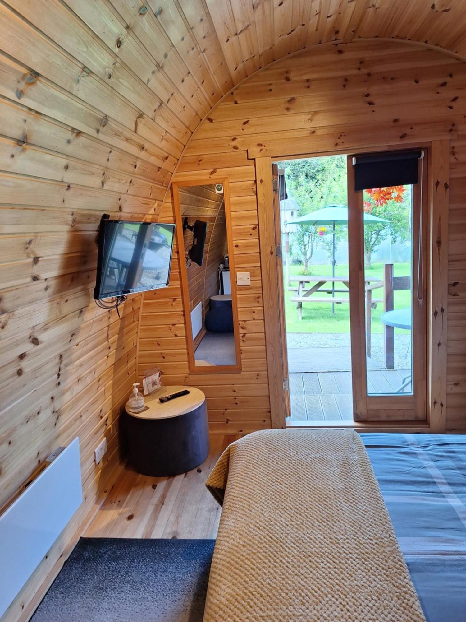 Log Cabin เคลส์ ภายนอก รูปภาพ