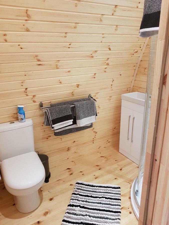 Log Cabin เคลส์ ภายนอก รูปภาพ